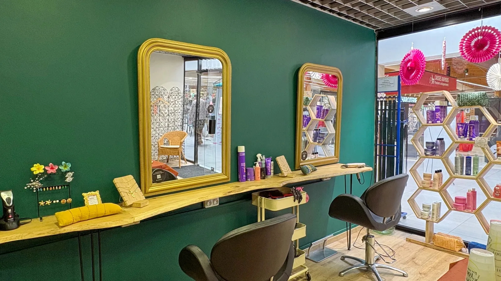 Inter Coif - Coiffure Lisieux - Inter Coif - Photo Galerie - OneBooking