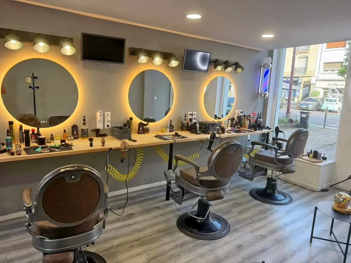 Le Maître Barbier - Coiffure Baccarat - Le Maître Barbier - Photo Galerie - OneBooking