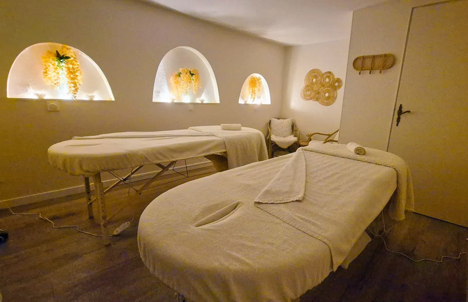 ACACIA Massages & Bien-être - Institut de beauté Strasbourg - ACACIA Massages & Bien-être - Photo Galerie - OneBooking