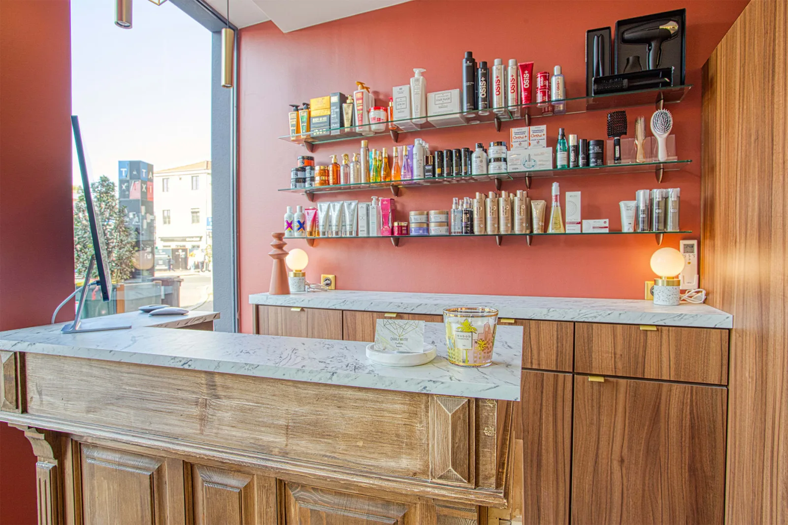 Charly Maitre - Coiffure Tassin-la-Demi-Lune - Charly Maitre - Photo Galerie - OneBooking