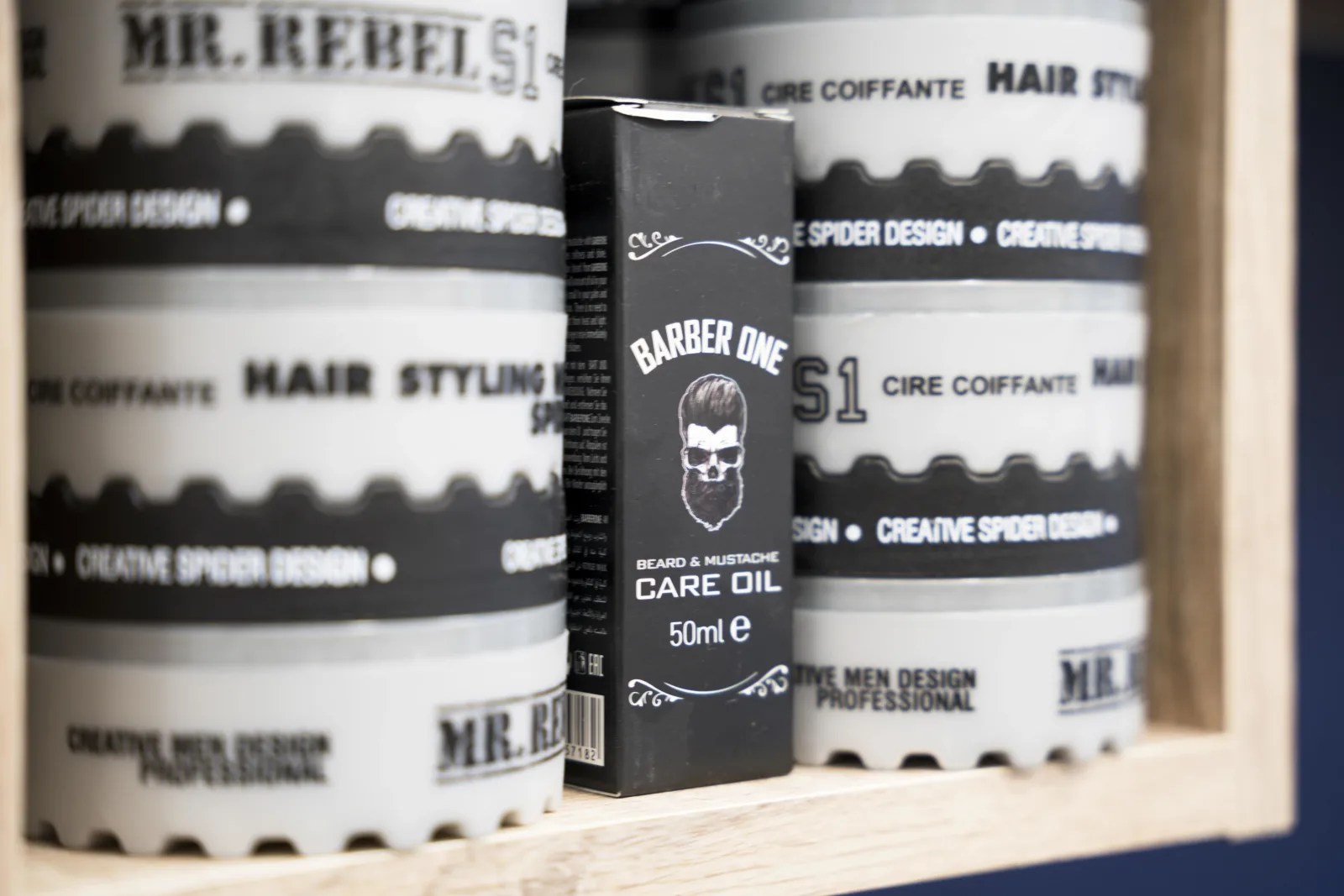 Monsieur H. Coiffeur Barbier - Coiffure La Rochelle - Monsieur H. Coiffeur Barbier - Photo Galerie - OneBooking