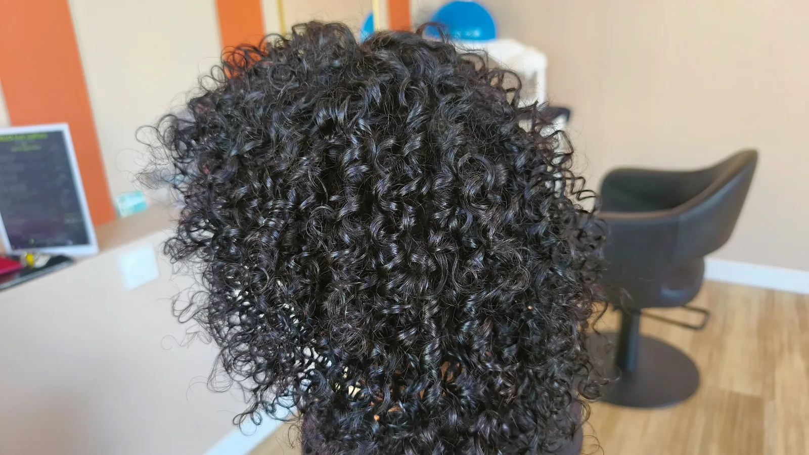 Ello Hair Coiffure - Coiffure Mouans-Sartoux - Ello Hair Coiffure - Photo Galerie - OneBooking