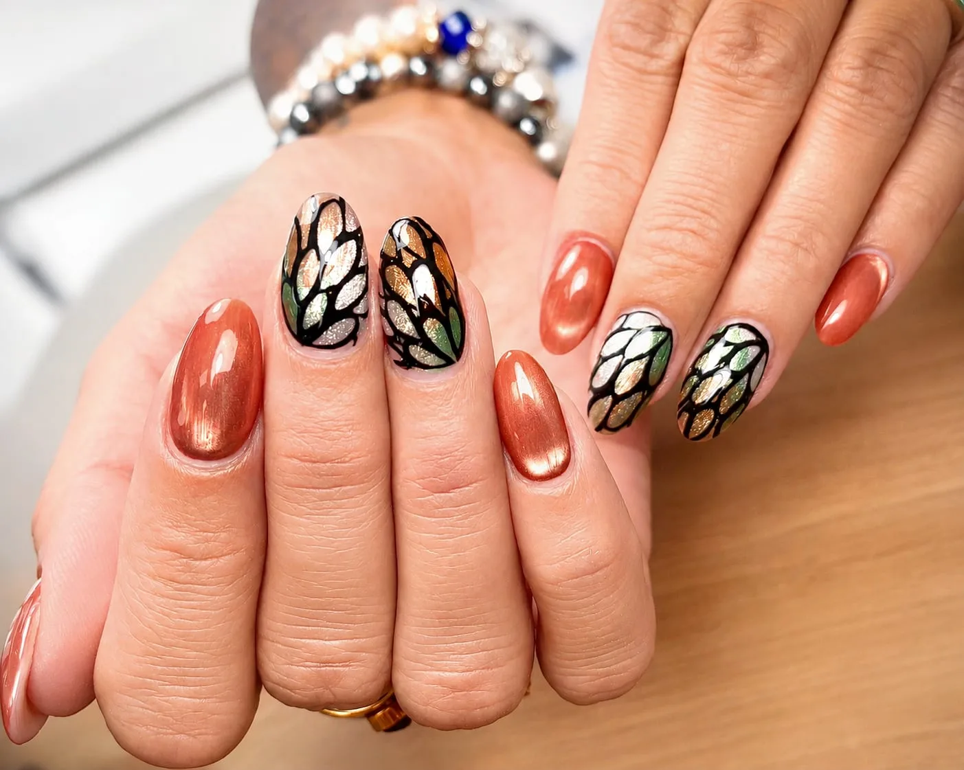 Les trésors de l‘ongle - Onglerie Rousset - Les trésors de l‘ongle - Photo Galerie - OneBooking