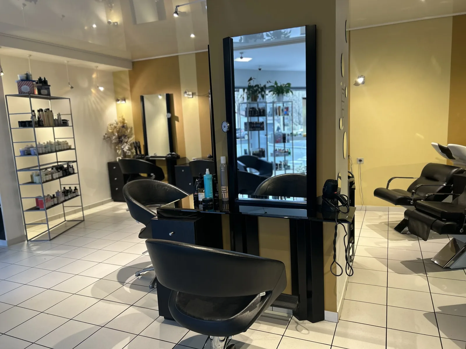 Coiffure du lac - Coiffure Vichy - Coiffure du lac - Photo Galerie - OneBooking