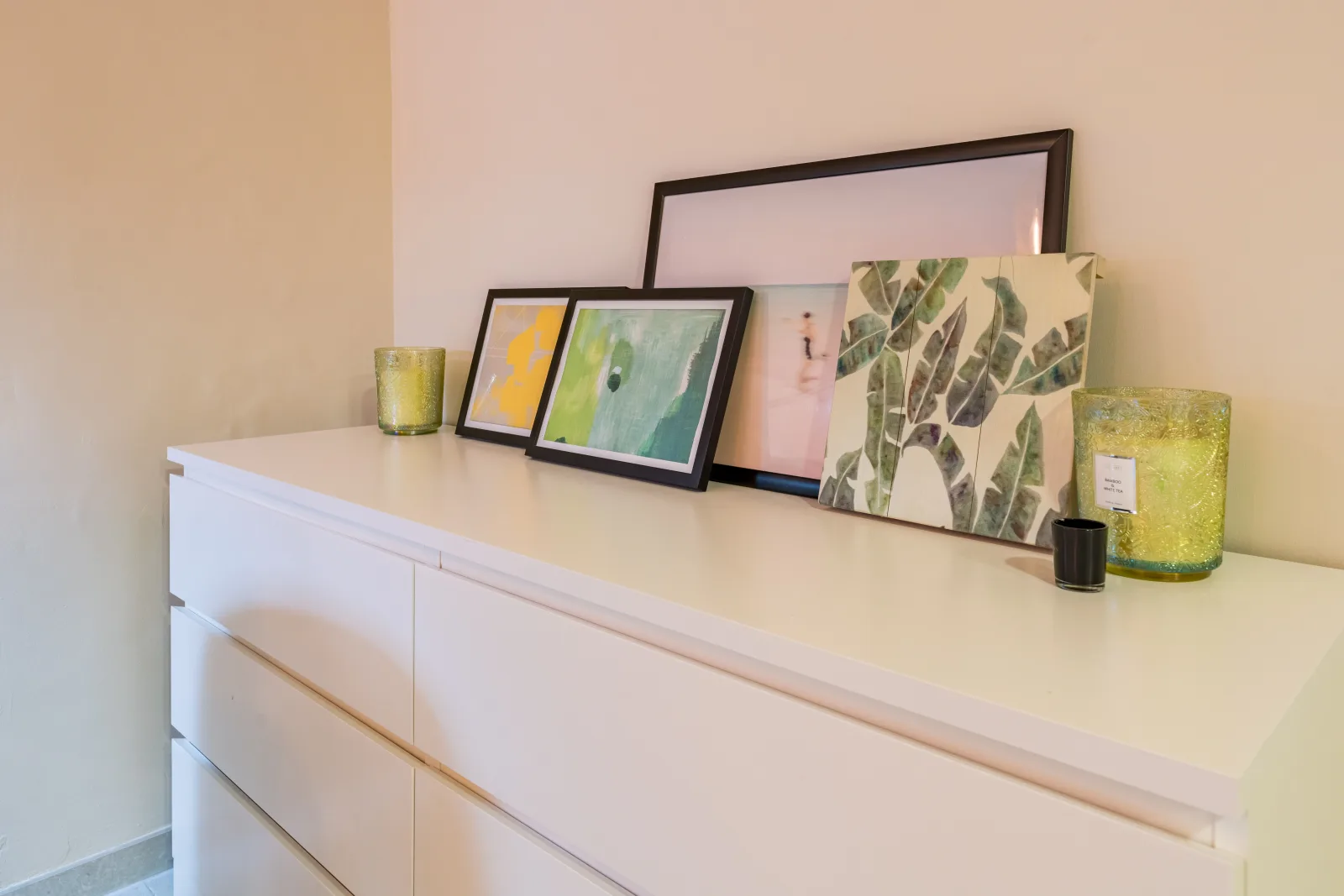 Le salon d’Ela - Onglerie Orange - Le salon d’Ela - Photo Galerie - OneBooking