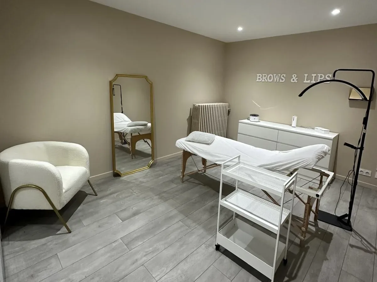 Concept by C - Onglerie Lisieux - Concept by C - Photo Galerie - OneBooking