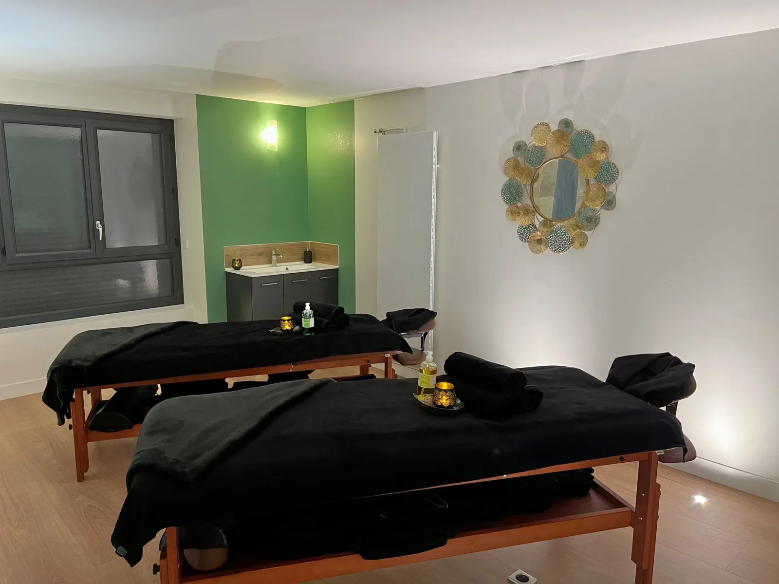 Les thermes de Gaïa - Onglerie Alençon - Les thermes de Gaïa - Photo Galerie - OneBooking
