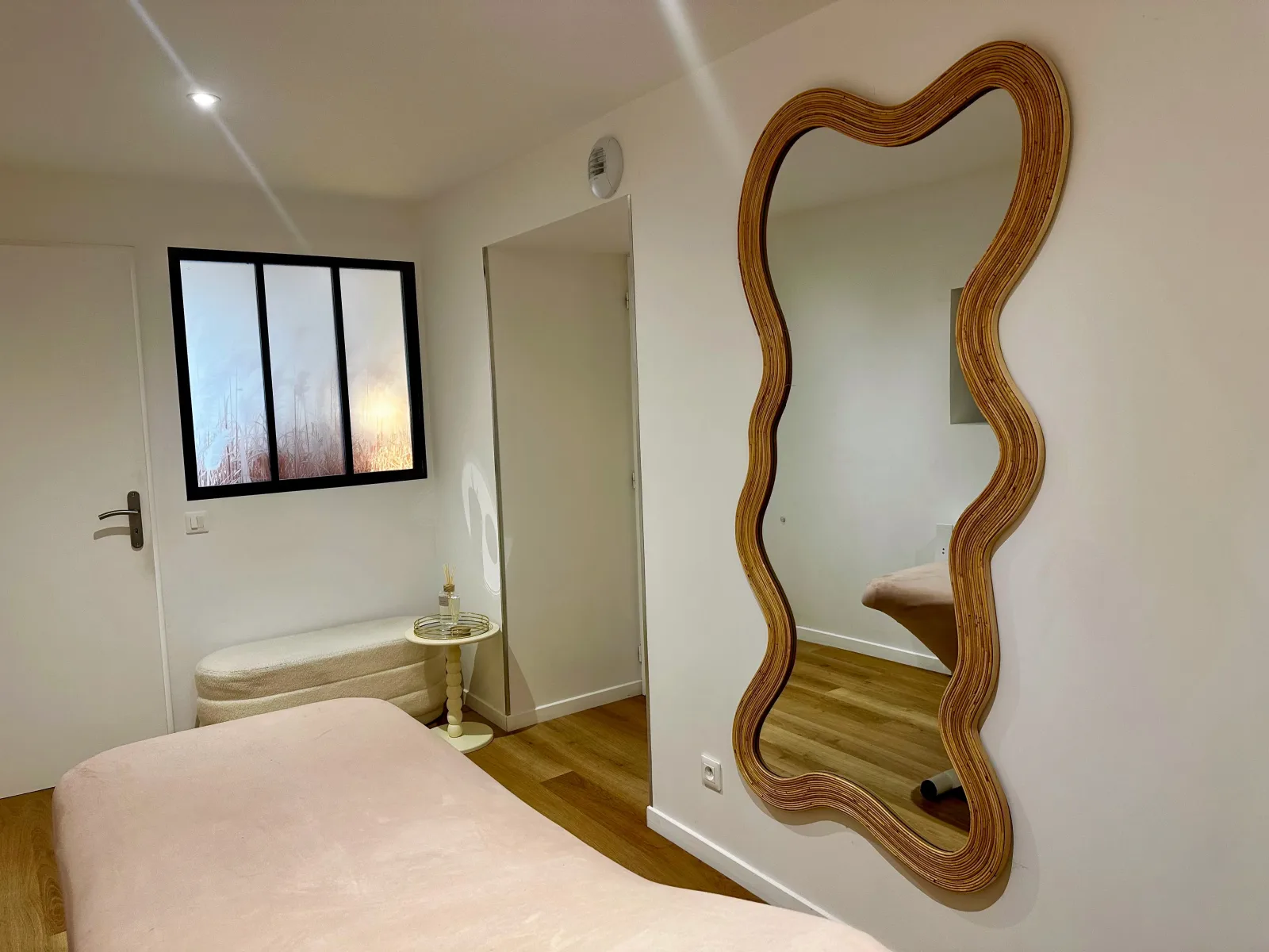 Douce’Heure by’A - Institut de beauté Lagnieu - Douce’Heure by’A - Photo Galerie - OneBooking