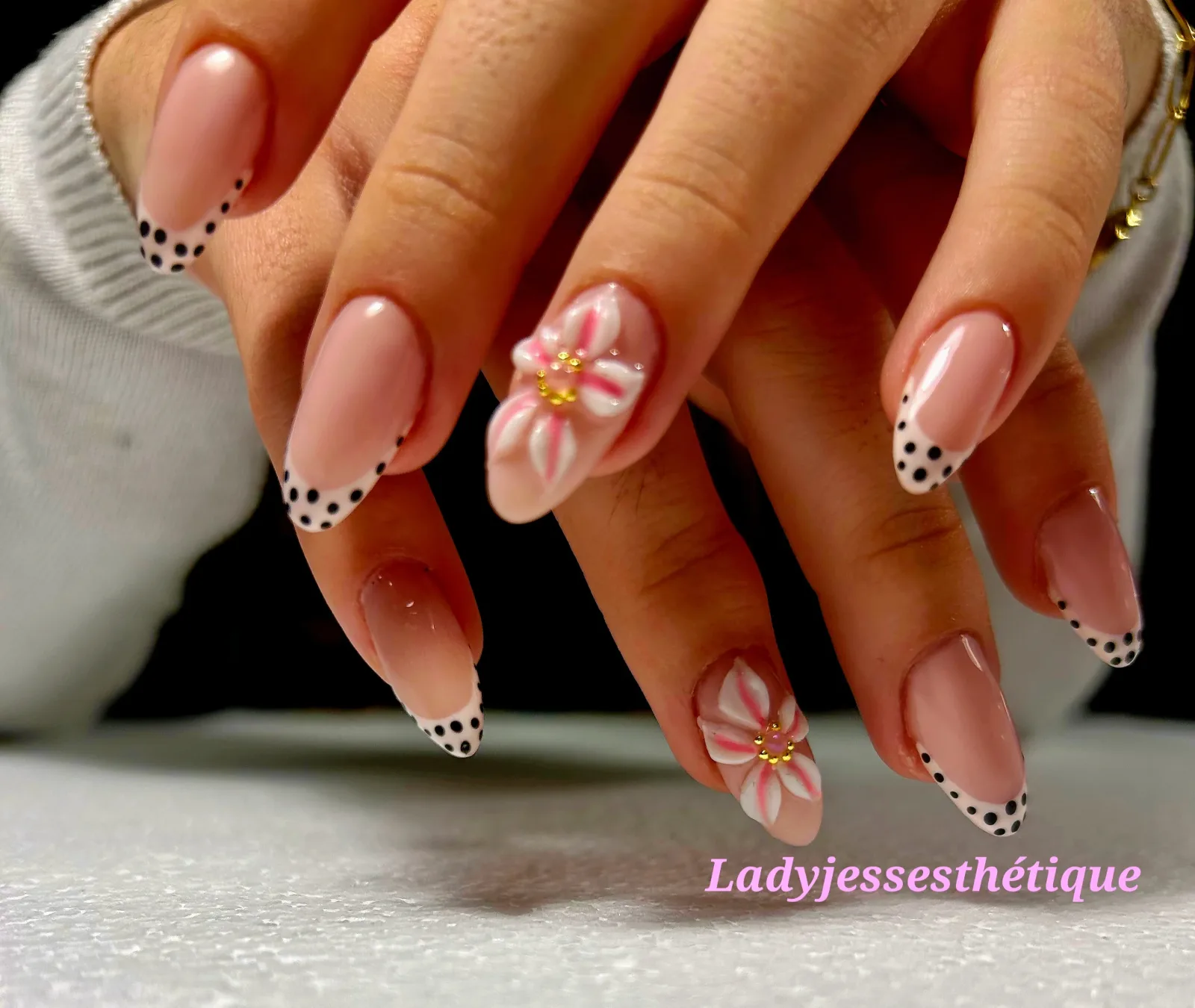 Lady Jess Esthetique - Institut de beauté Vauvert - Lady Jess Esthetique - Photo Galerie - OneBooking