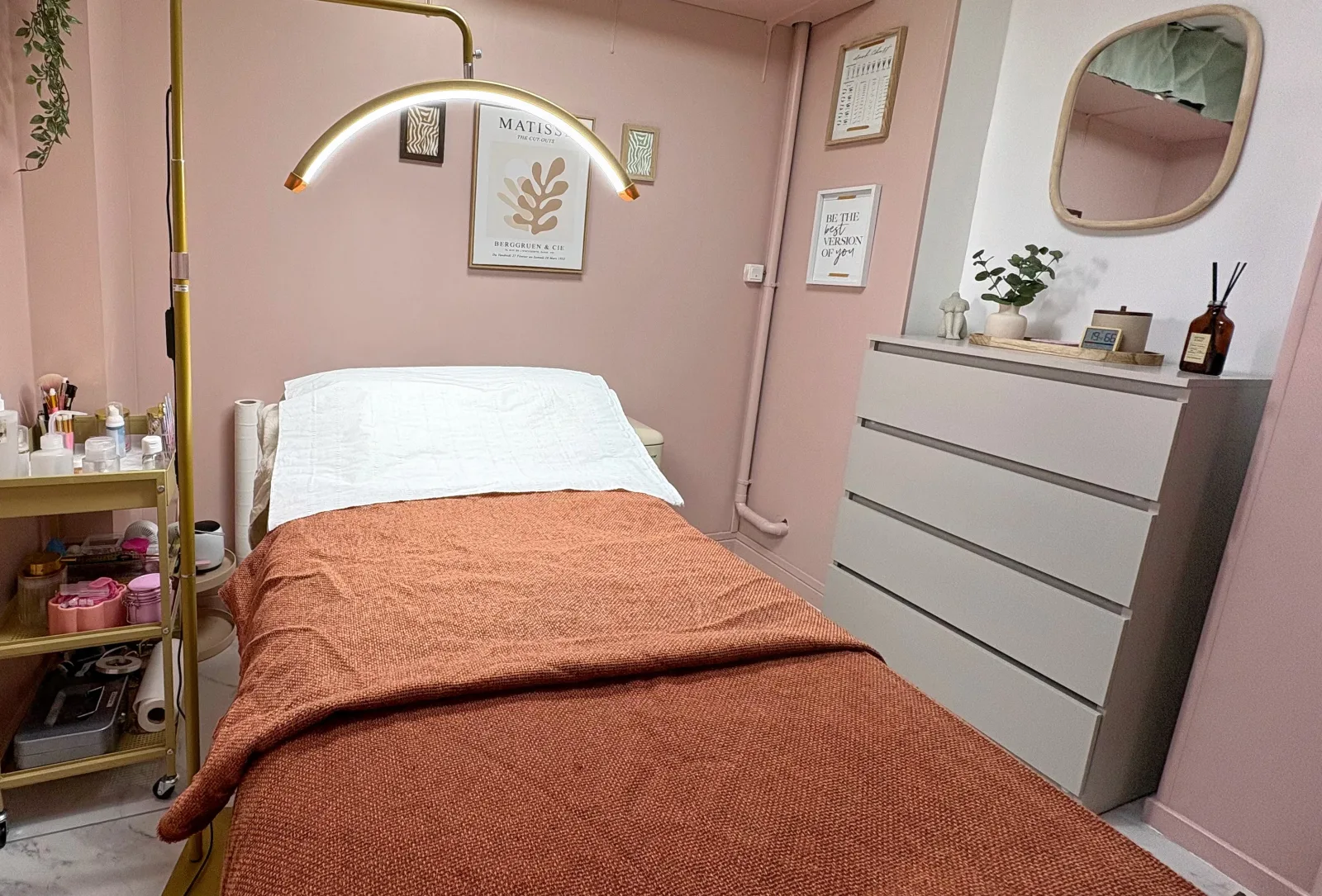 NT Nails - Onglerie Dammartin-en-Goële - NT Nails - Photo Galerie - OneBooking