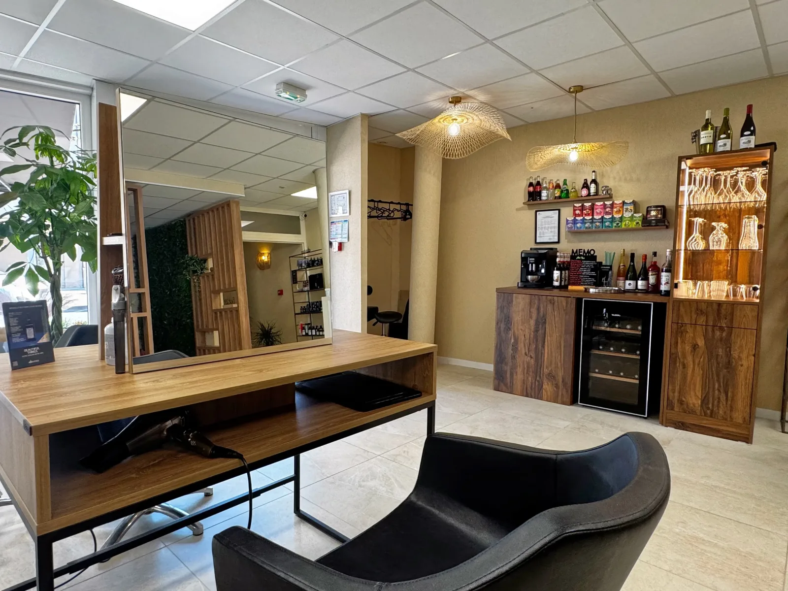 O 2 Visages - Coiffure Saint-Avold - O 2 Visages - Photo Galerie - OneBooking