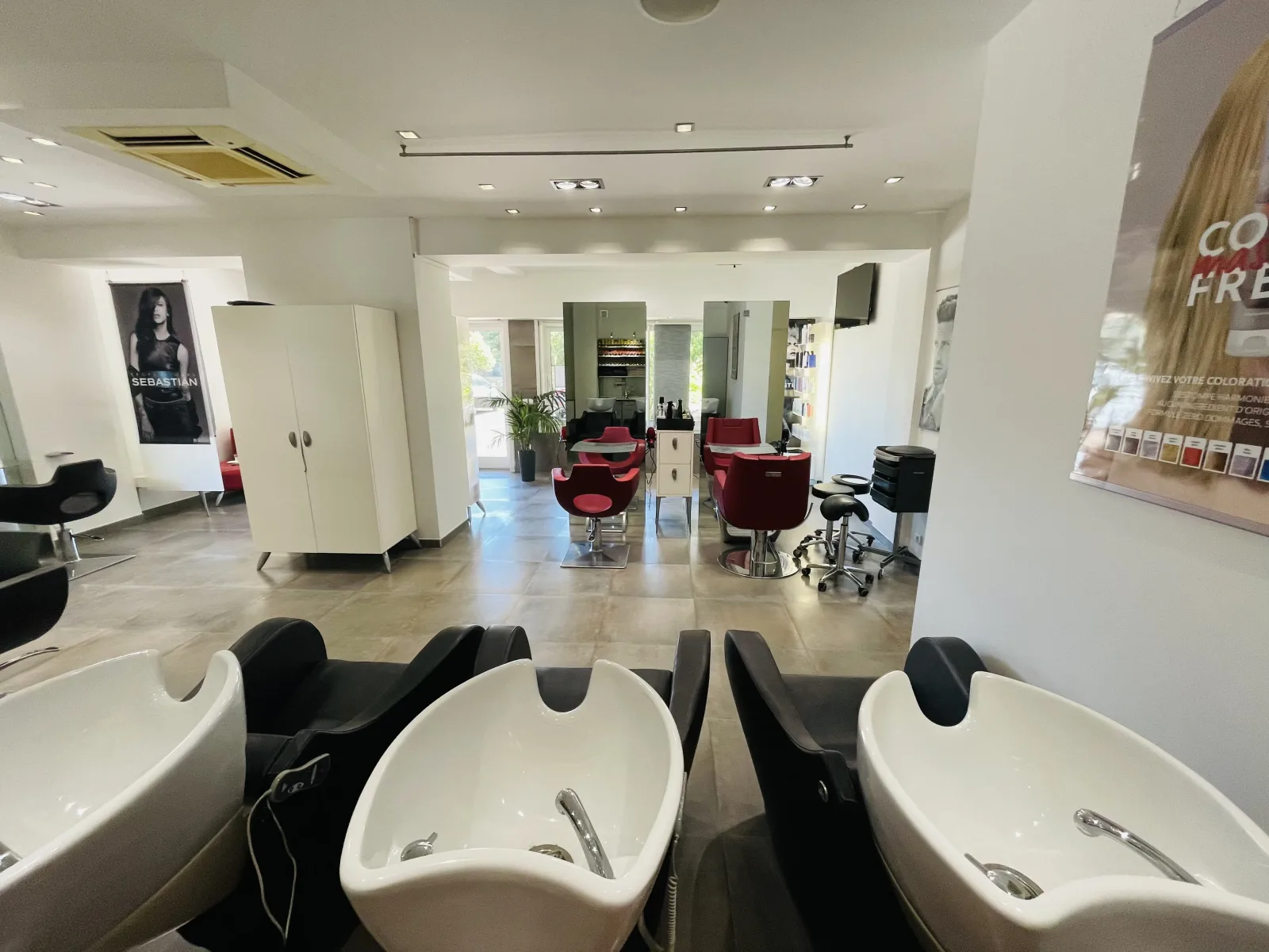 L'instant Coiffure (anciennement Studio Sculpture) - Coiffure Porto-Vecchio - L'instant Coiffure (anciennement Studio Sculpture) - Photo Galerie - OneBooking