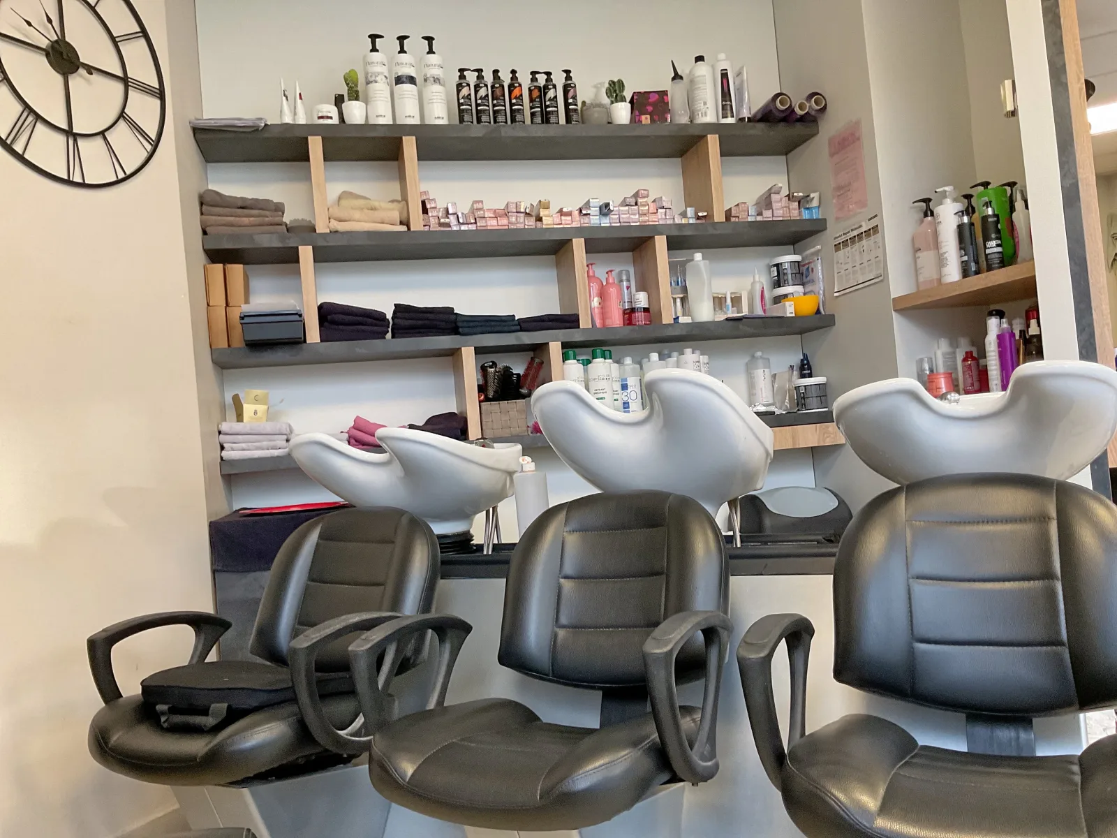 Espace coiffure - Coiffure Elbeuf - Espace coiffure - Photo Galerie - OneBooking