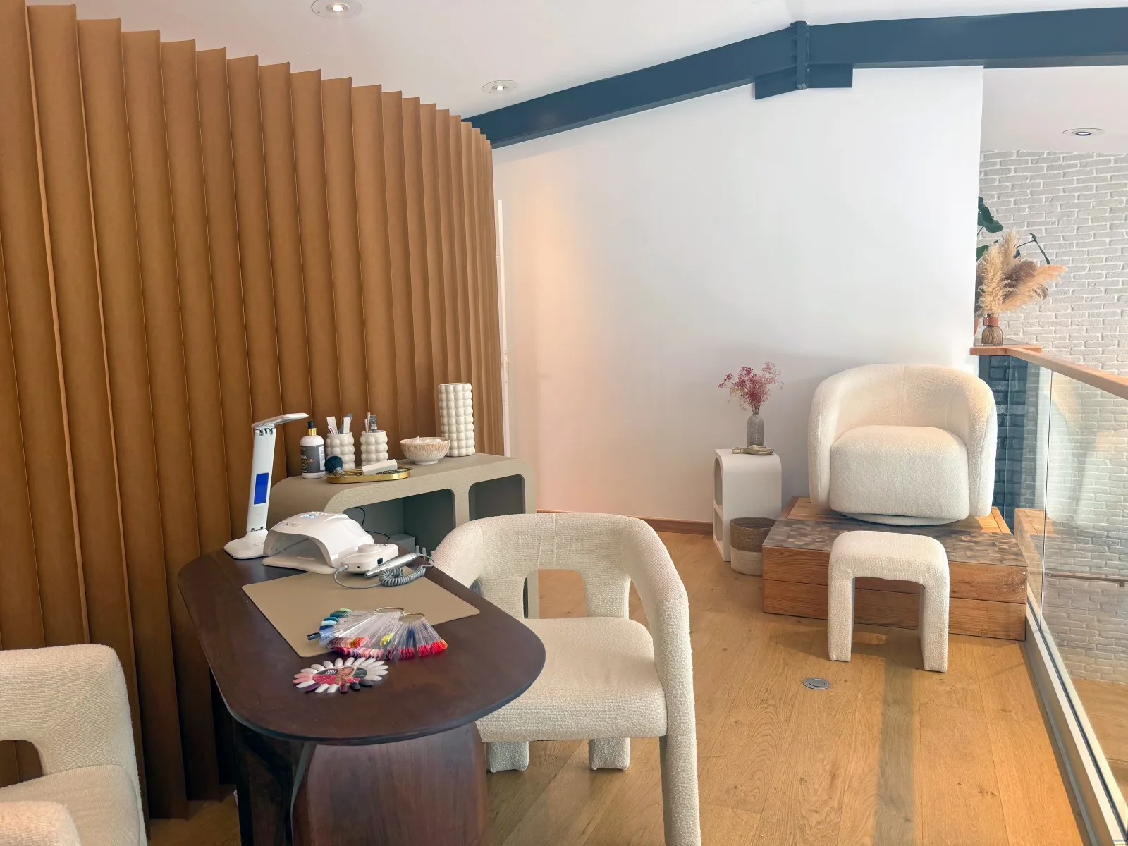 L'atelier de Chloé - Onglerie Porto-Vecchio - L'atelier de Chloé - Photo Galerie - OneBooking