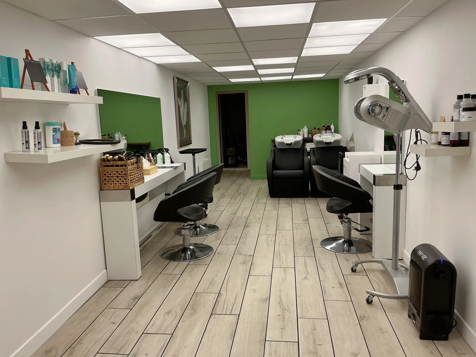 LE SALON Coiffure Coloriste - Coiffure Villefranche-sur-Saône - LE SALON Coiffure Coloriste - Photo Galerie - OneBooking