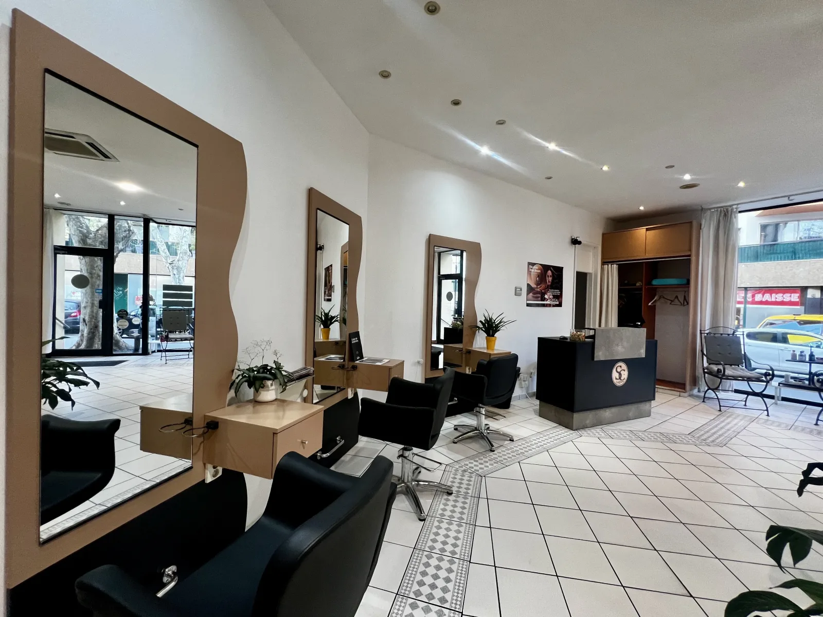 SC Coiffure - Coiffure La Seyne-sur-Mer - SC Coiffure - Photo Galerie - OneBooking