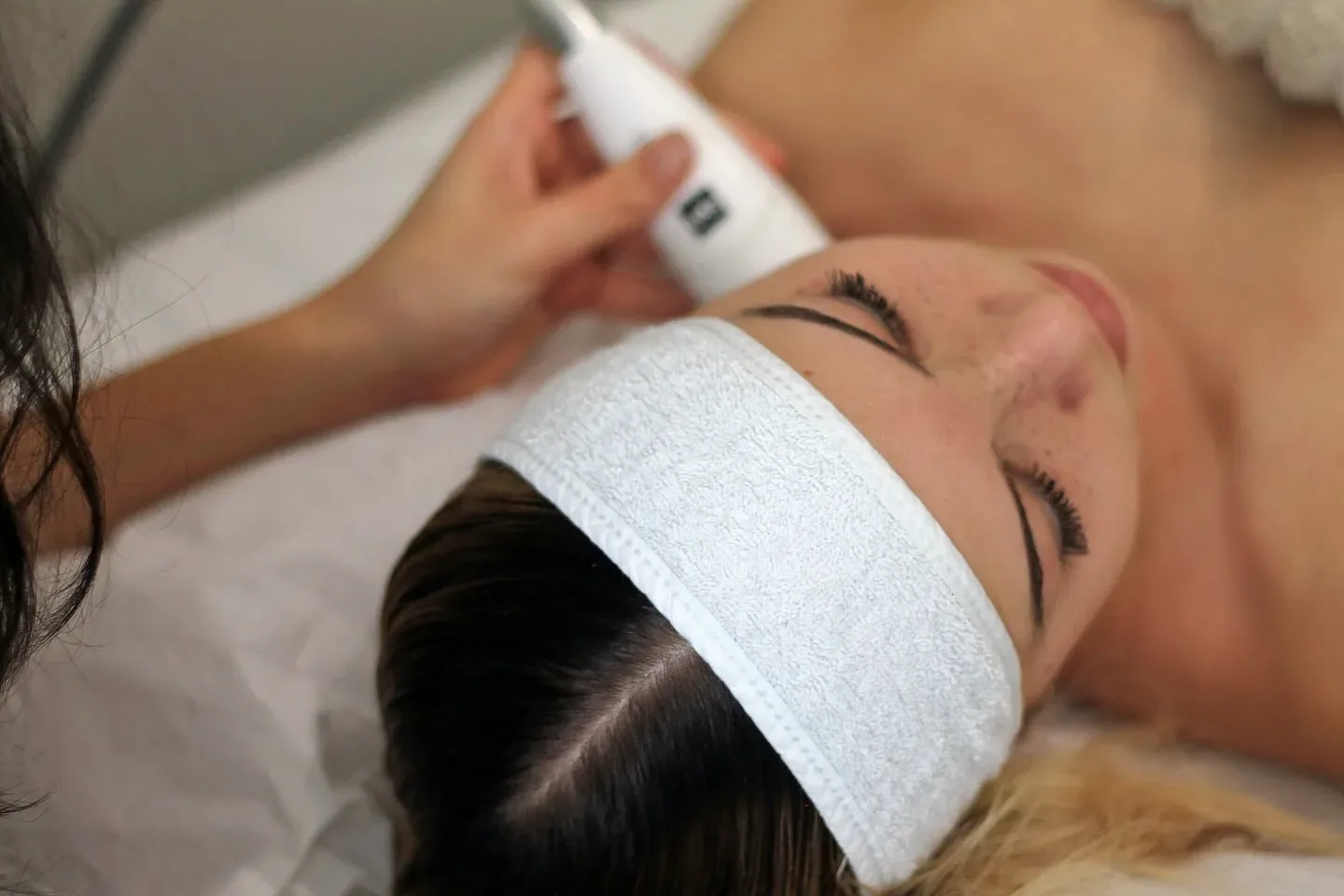 C2O - CENTRE DE BIEN-ETRE CHEVEUX & CORPS - Coiffure Cugnaux   - C2O - CENTRE DE BIEN-ETRE CHEVEUX & CORPS - Photo Galerie - OneBooking