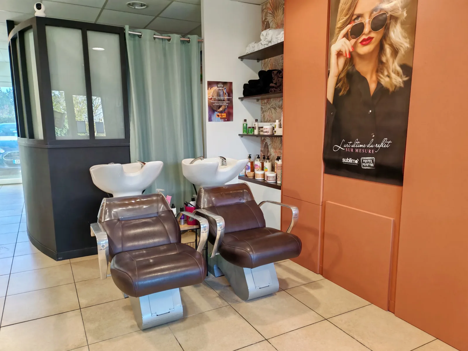 Salon Origines - Coiffure L'Houmeau - Salon Origines - Photo Galerie - OneBooking