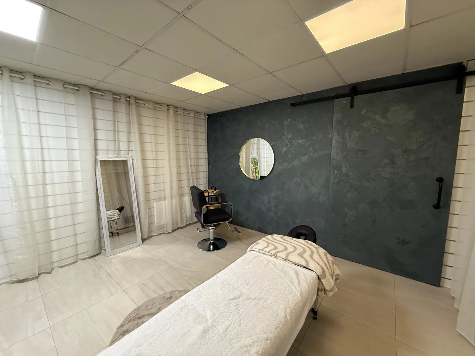 Institut de Beauté Koiff’Moa - Coiffure Vesoul - Institut de Beauté Koiff’Moa - Photo Galerie - OneBooking