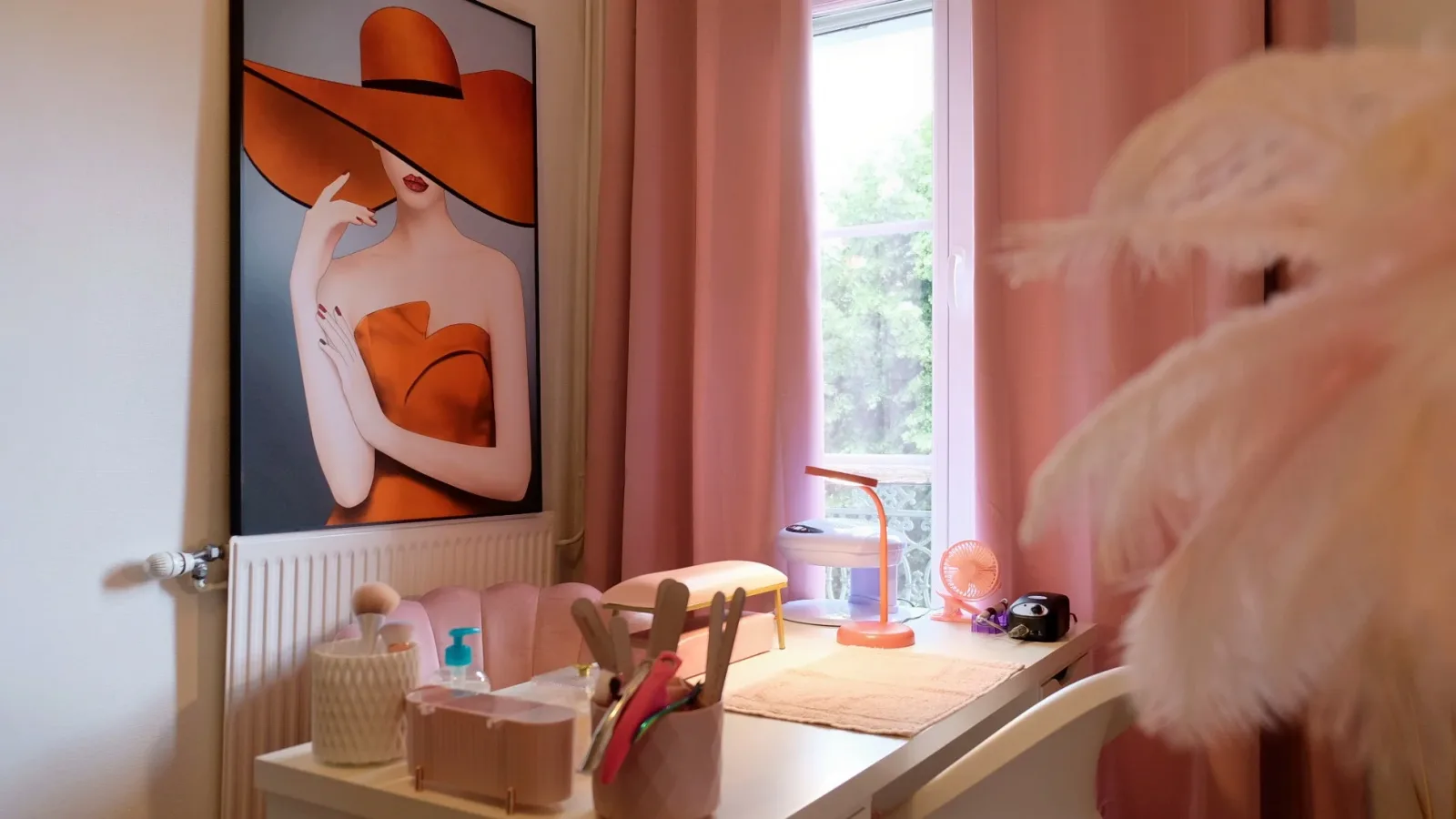 Mlle Porcelaine - Onglerie Villefranche-sur-Saône - Mlle Porcelaine - Photo Galerie - OneBooking
