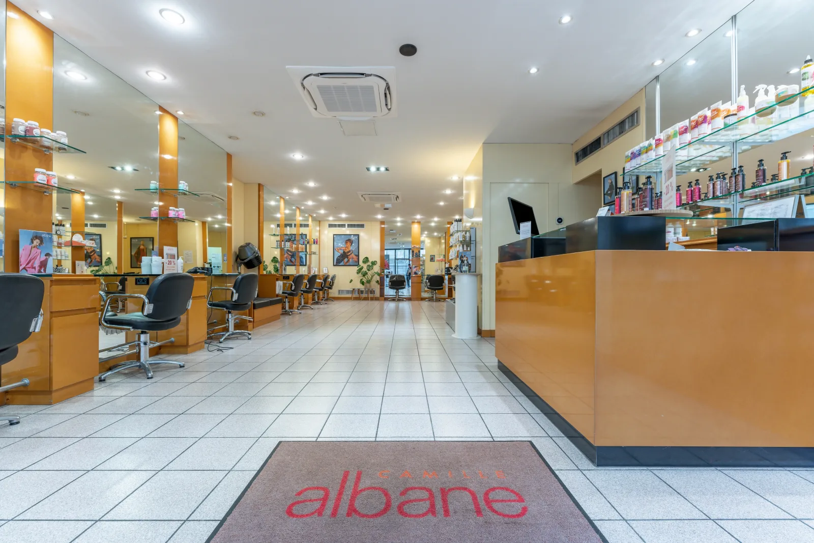Camille Albane - Arras - Coiffure Arras - Camille Albane - Arras - Photo Galerie - OneBooking