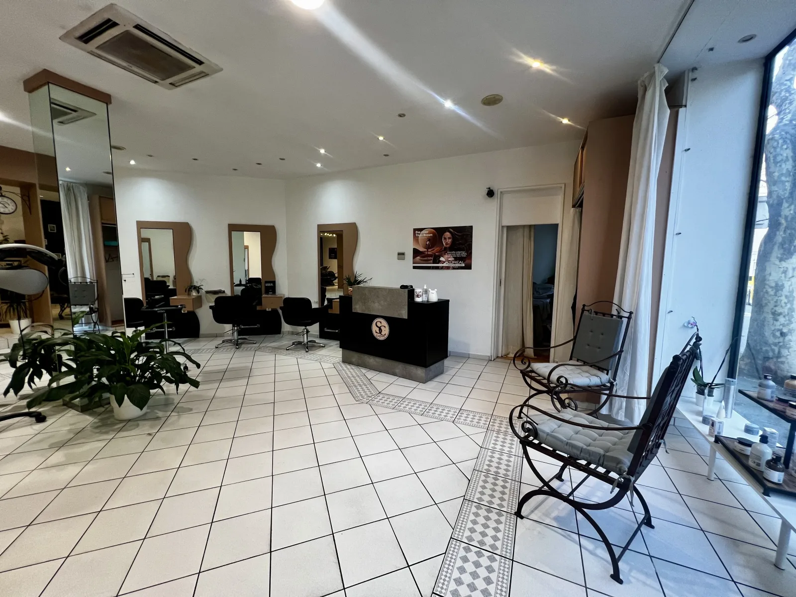 SC Coiffure - Coiffure La Seyne-sur-Mer - SC Coiffure - Photo Galerie - OneBooking