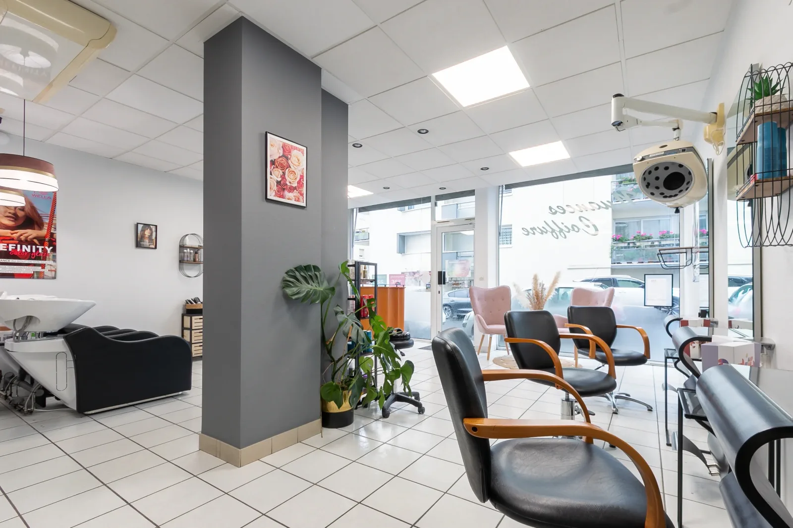 Nuances Coiffure - Coiffure Joué-lès-Tours - Nuances Coiffure - Photo Galerie - OneBooking