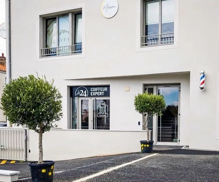 Le 24 coiffeur expert - Coiffure Bouaye - Le 24 coiffeur expert - Photo Galerie - OneBooking