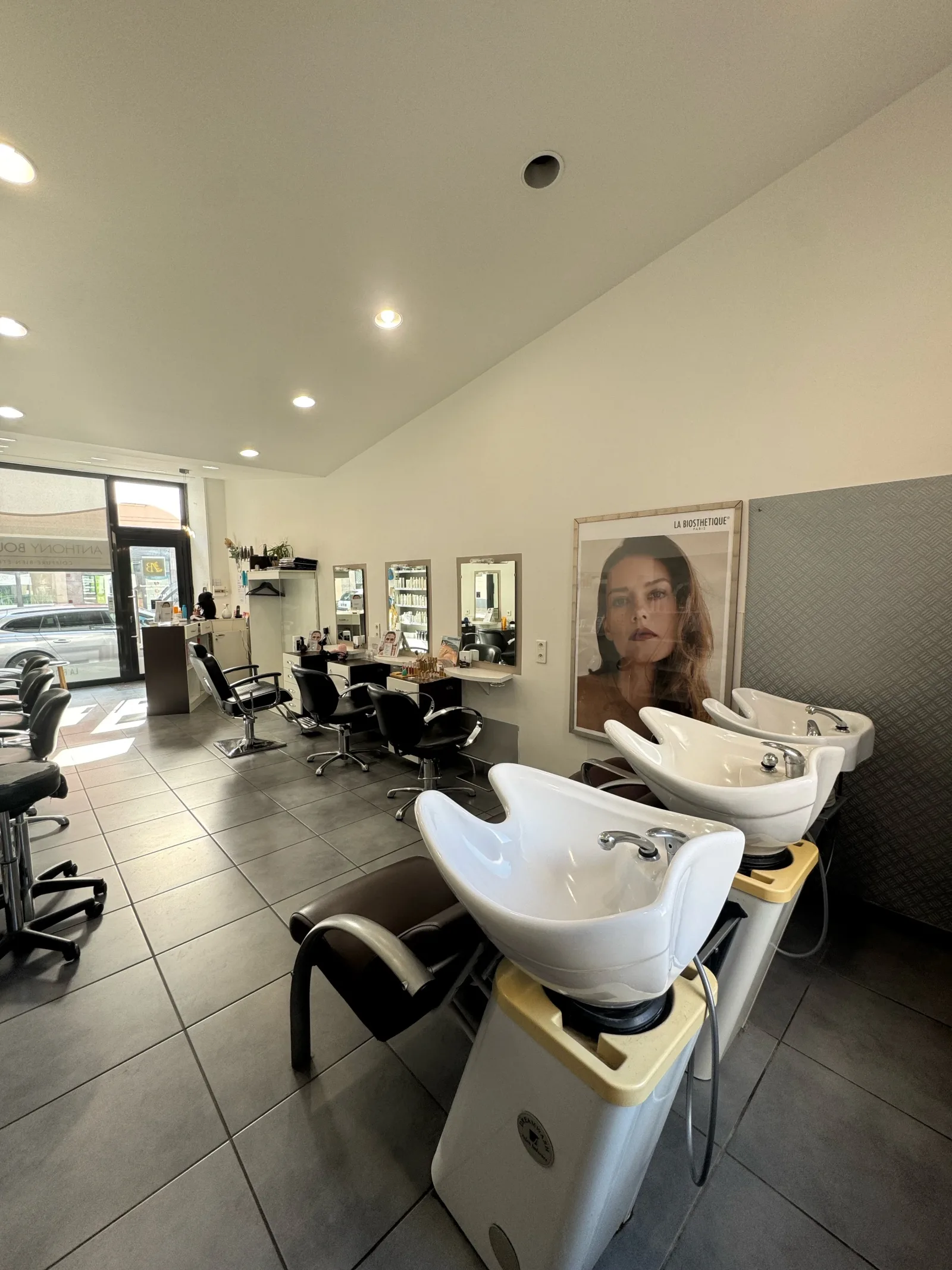 Anthony Bouillot quartier Jeanne d’arc - Coiffure Vichy - Anthony Bouillot quartier Jeanne d’arc - Photo Galerie - OneBooking