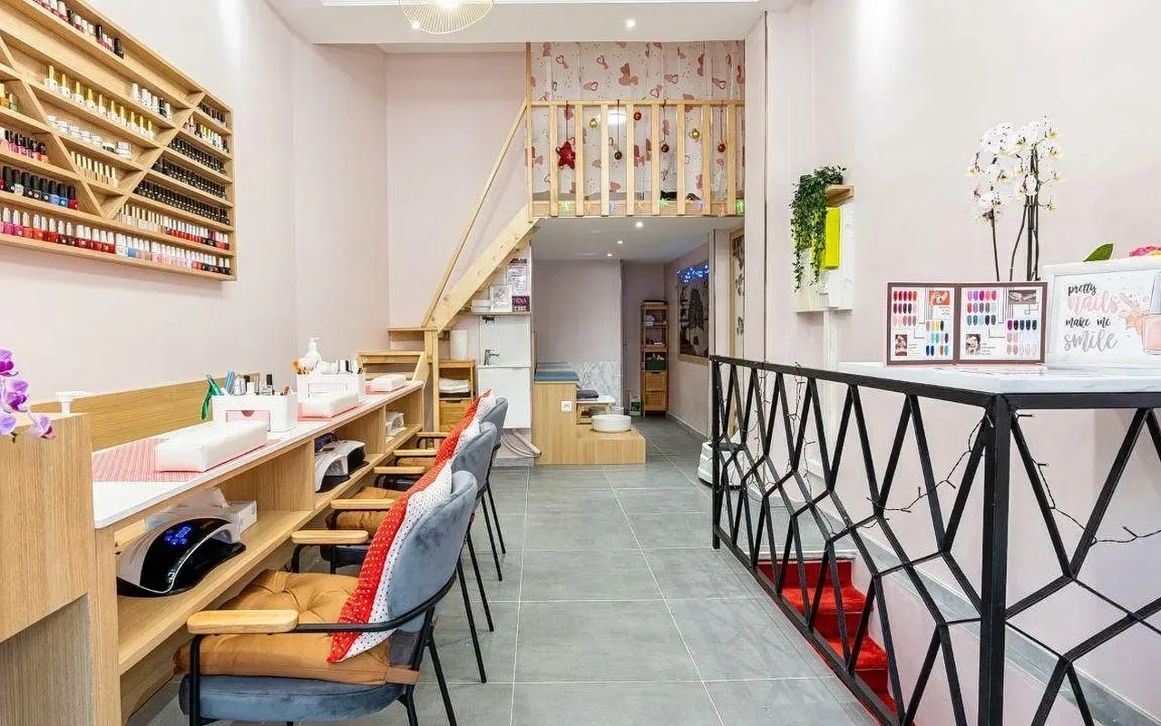 Athéna Déesse - Onglerie Boulogne-Billancourt - Athéna Déesse - Photo Galerie - OneBooking