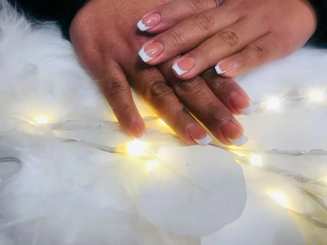 Glow up Nails & Beauty - Institut de beauté Melun - Glow up Nails & Beauty - Photo Galerie - OneBooking