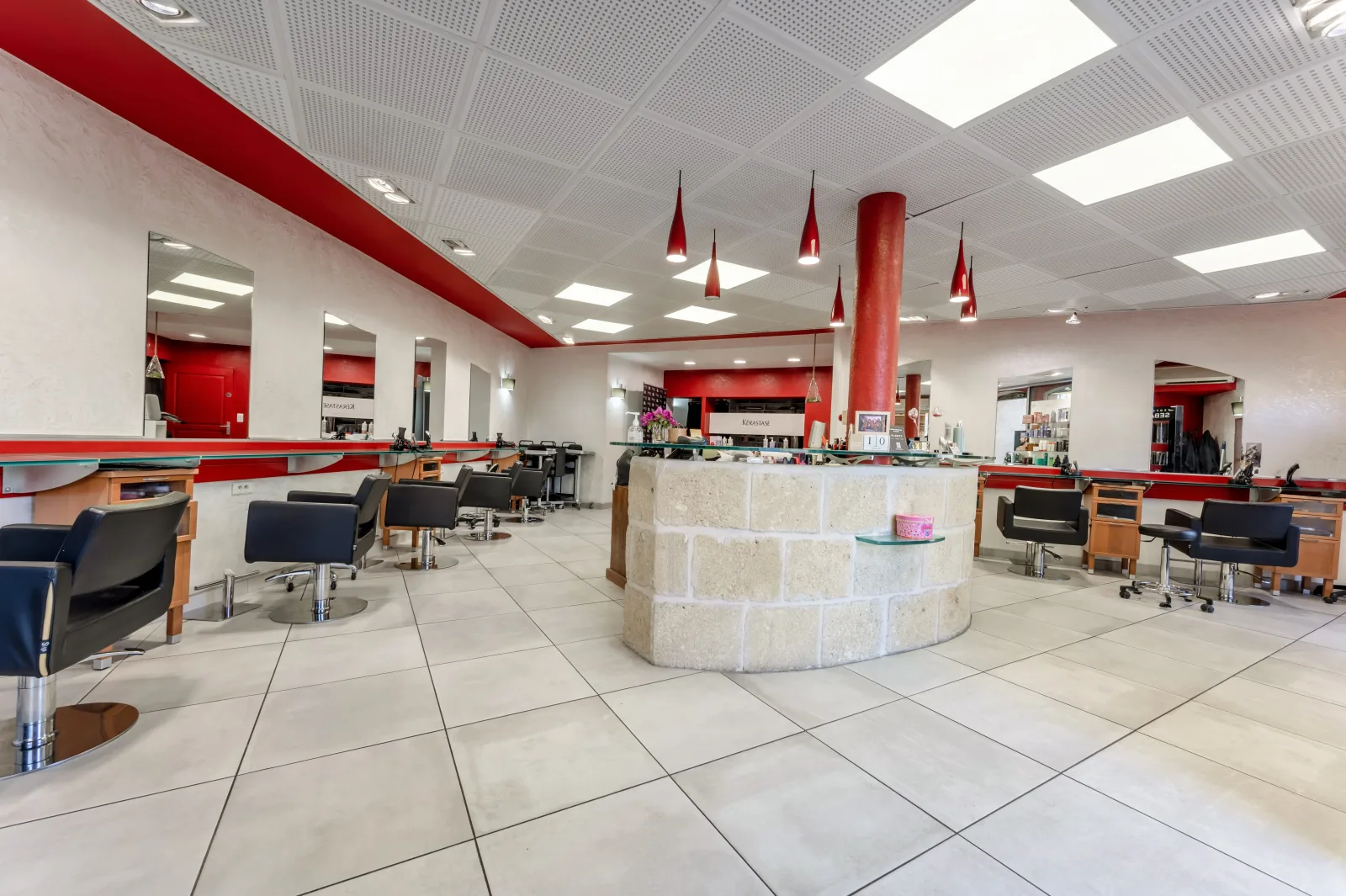 Siroco Coiffure - Coiffure Vauvert - Siroco Coiffure - Photo Galerie - OneBooking