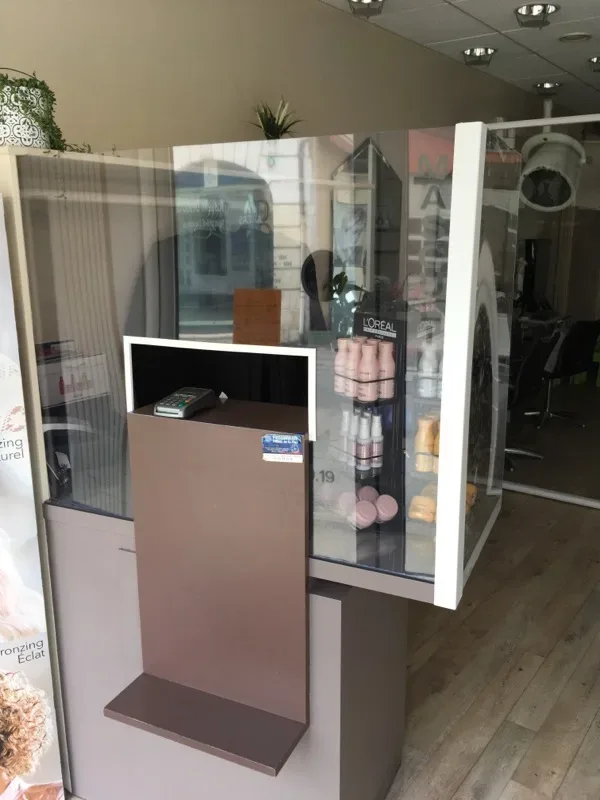 Salon ligne actuelle - Coiffure Châtellerault - Salon ligne actuelle - Photo Galerie - OneBooking