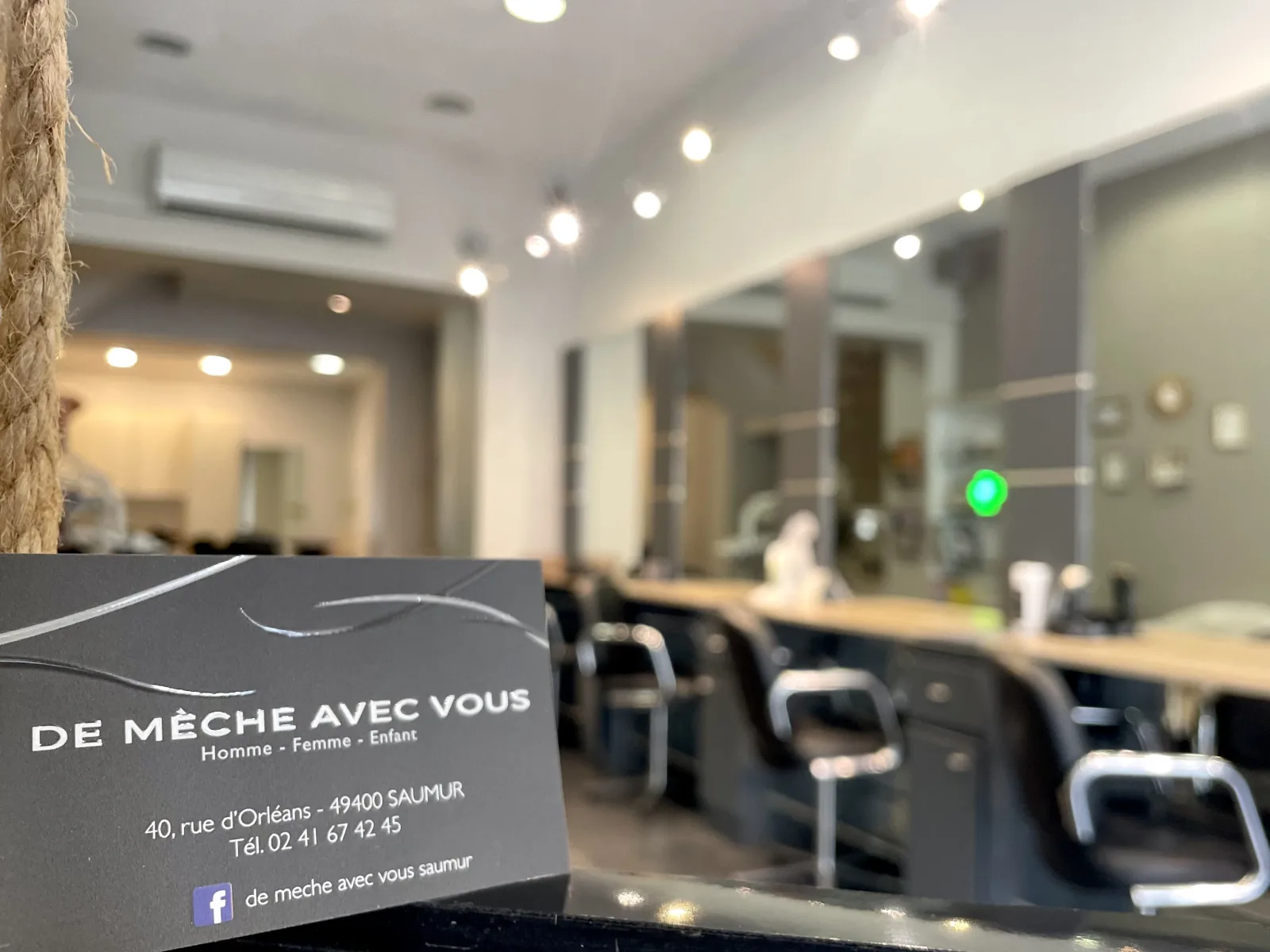 De Mèche avec Vous - Coiffure Saumur - De Mèche avec Vous - Photo Galerie - OneBooking