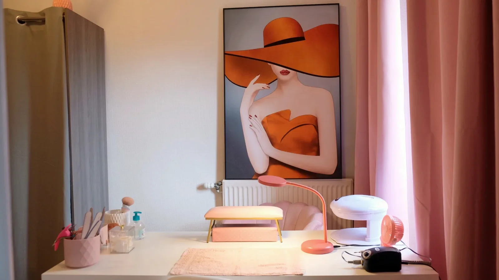 Mlle Porcelaine - Onglerie Villefranche-sur-Saône - Mlle Porcelaine - Photo Galerie - OneBooking