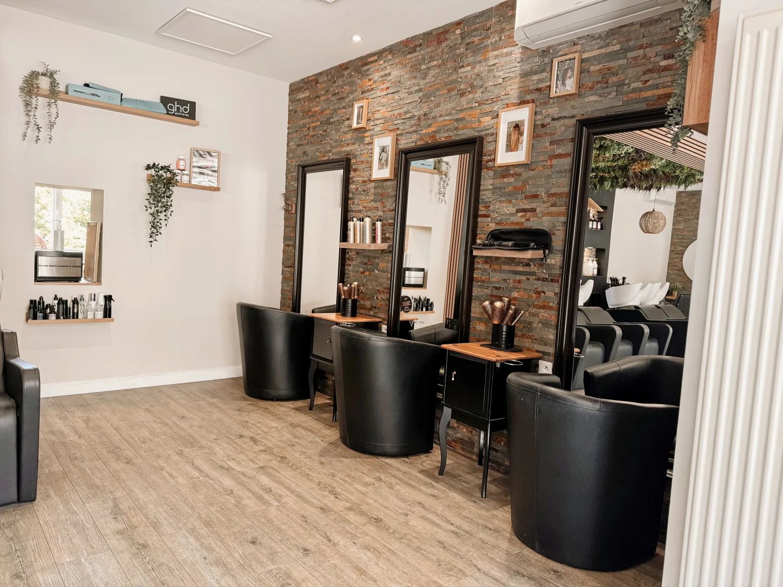 Au Petit Atelier - Coiffure Saumur - Au Petit Atelier - Photo Galerie - OneBooking