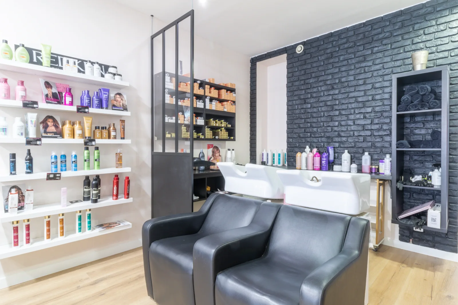 Les Relookings de Marta - Onglerie Pau - Les Relookings de Marta - Photo Galerie - OneBooking