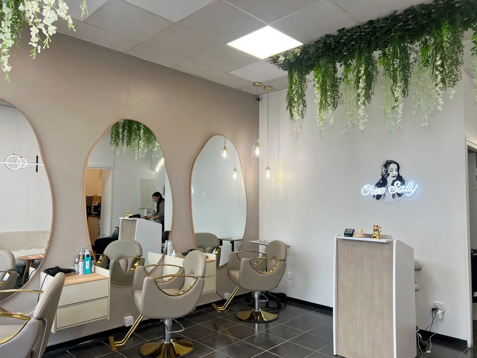 Chez Sally Coiffure - Coiffure Strasbourg - Chez Sally Coiffure - Photo Galerie - OneBooking