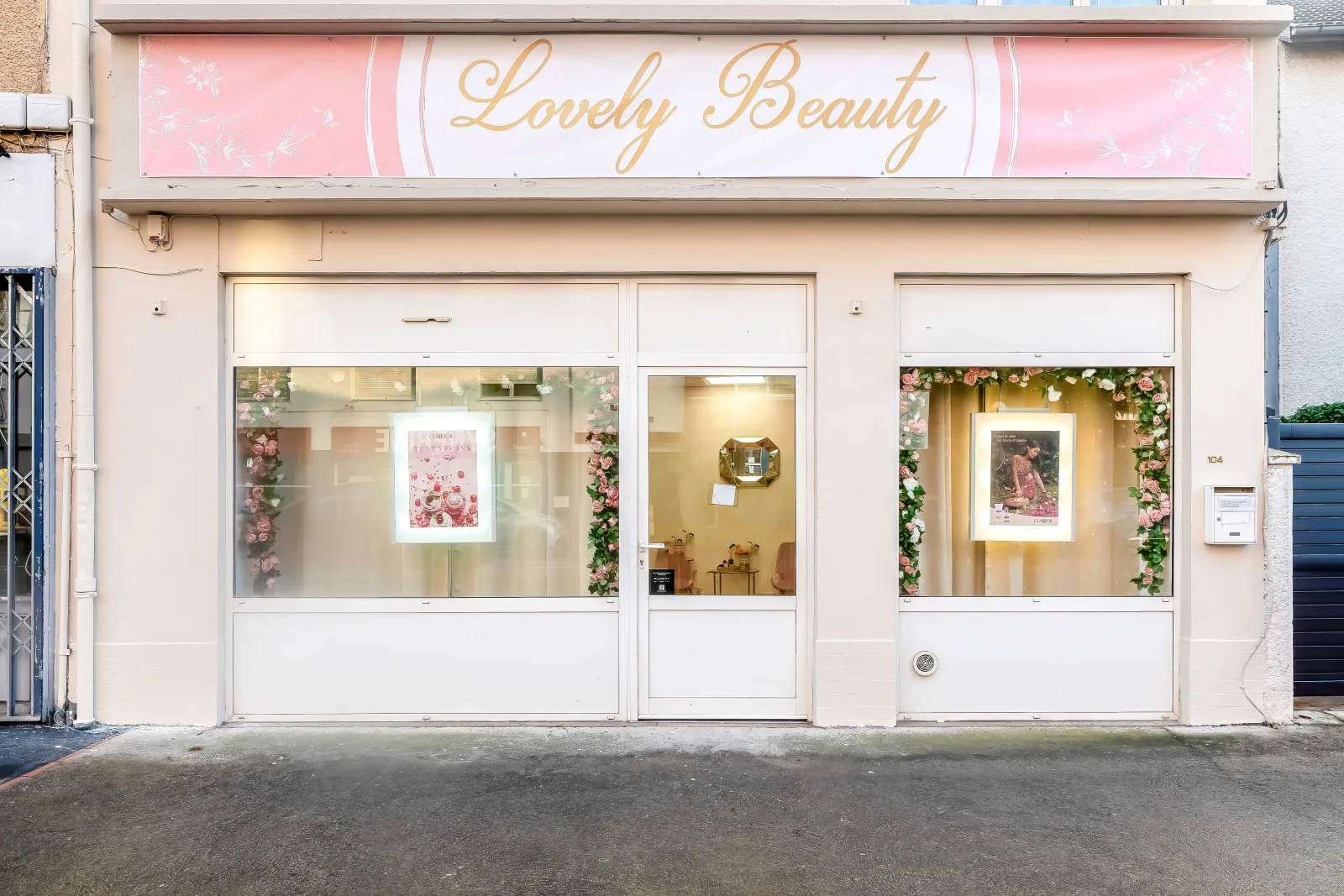 Lovely beauty - Onglerie Pau - Lovely beauty - Photo Galerie - OneBooking
