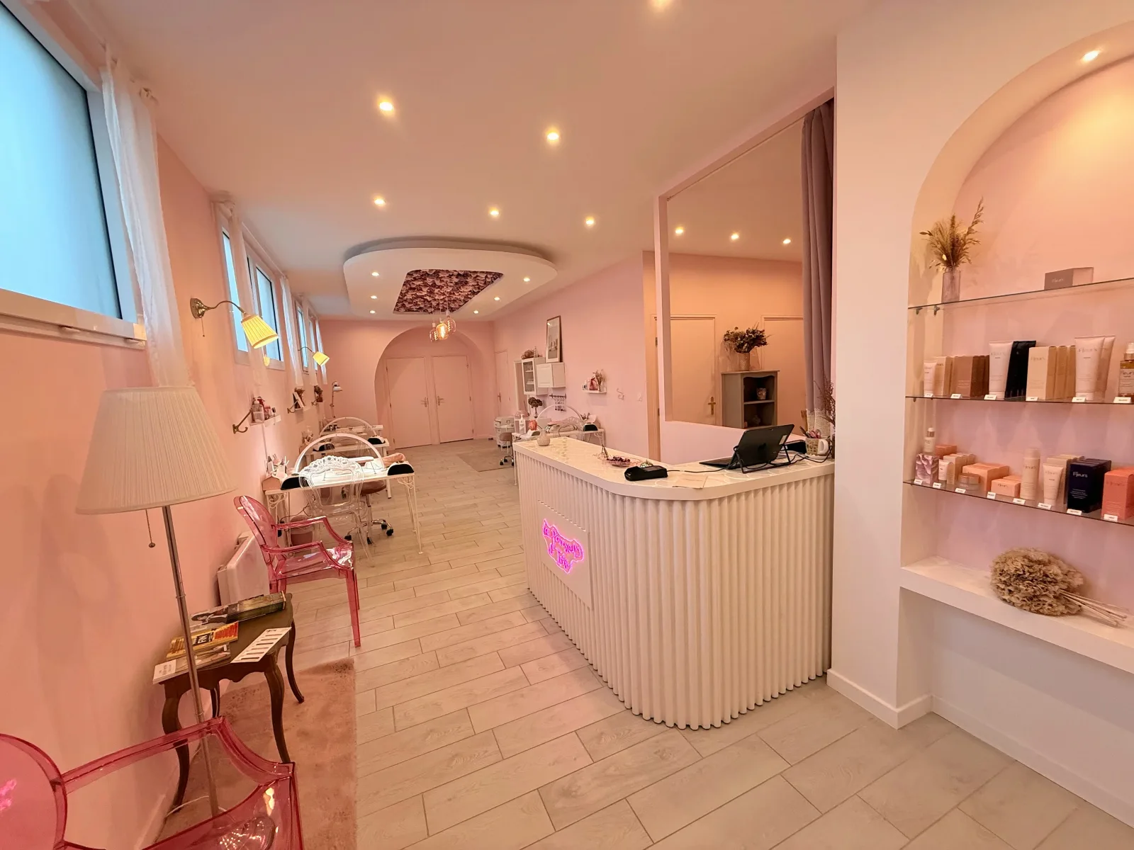 La Pause d'Iris (anciennement Le Boudoir De Lilou) - Institut de beauté Geneston - La Pause d'Iris (anciennement Le Boudoir De Lilou) - Photo Galerie - OneBooking