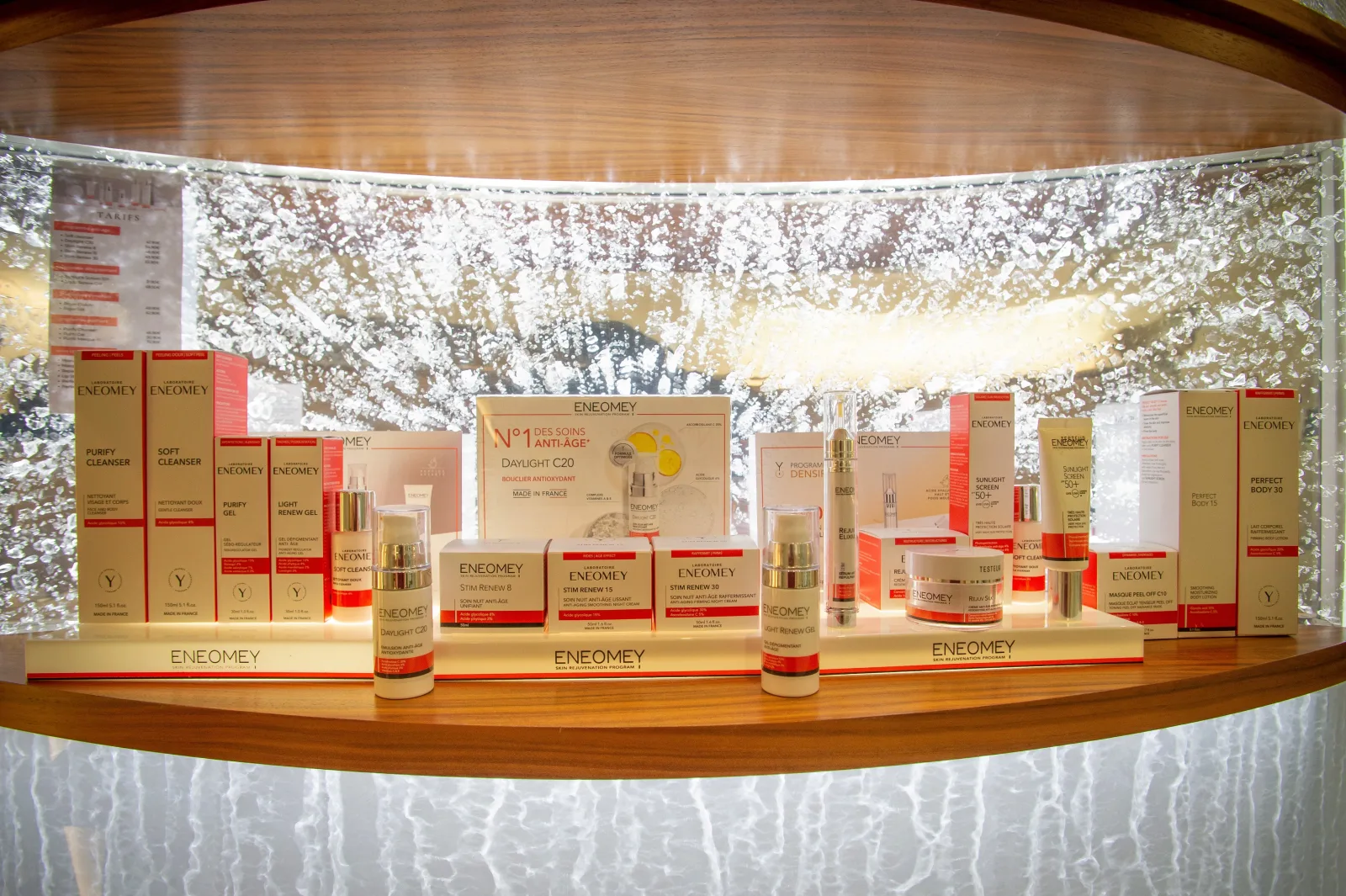 Institut de beauté - Clinic' ART Beauté - Onglerie Vichy - Institut de beauté - Clinic' ART Beauté - Photo Galerie - OneBooking