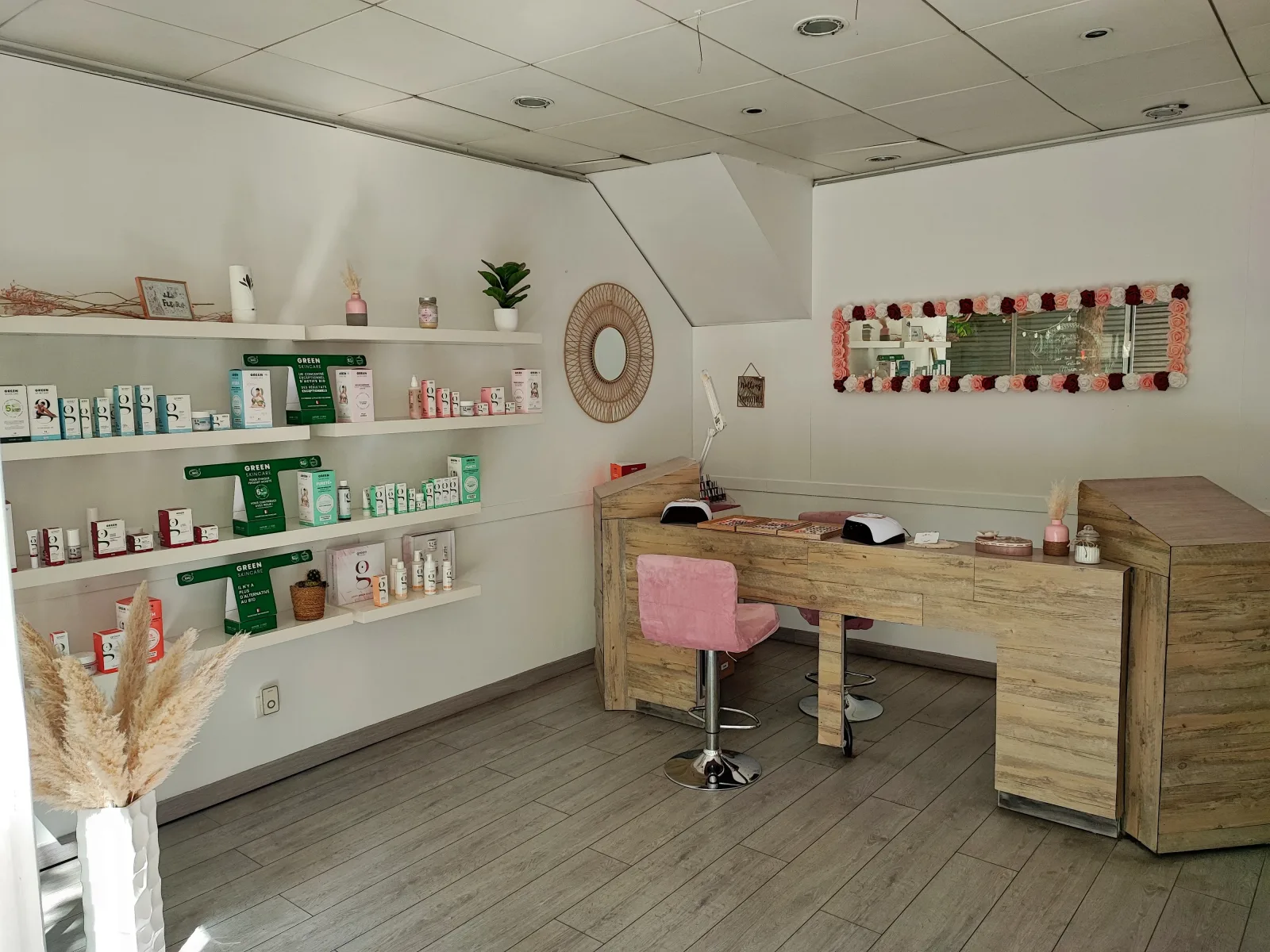 Monde de Beauté - Institut de beauté Orange - Monde de Beauté - Photo Galerie - OneBooking