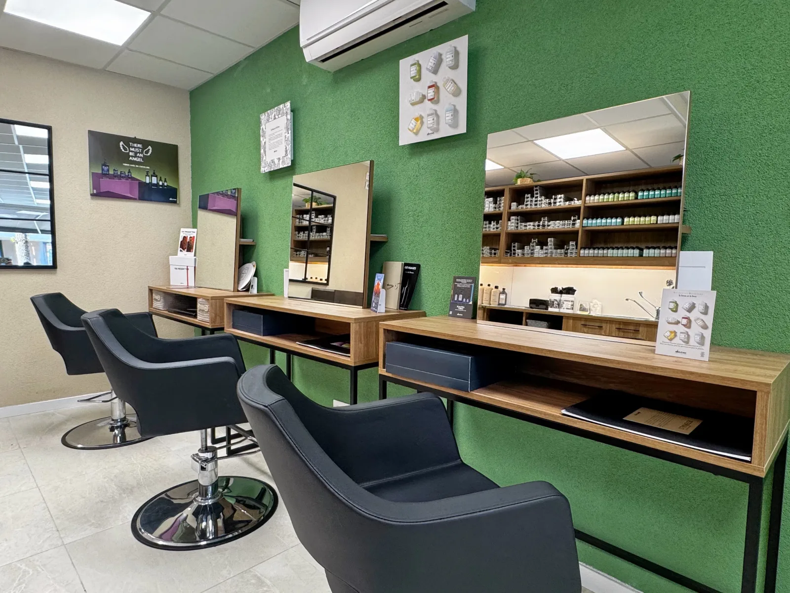 O 2 Visages - Coiffure Saint-Avold - O 2 Visages - Photo Galerie - OneBooking
