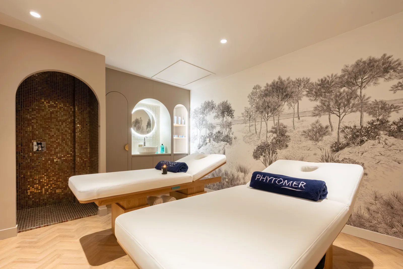 SPA Hôtel Le Champlain - Massage La Rochelle - SPA Hôtel Le Champlain - Photo Galerie - OneBooking