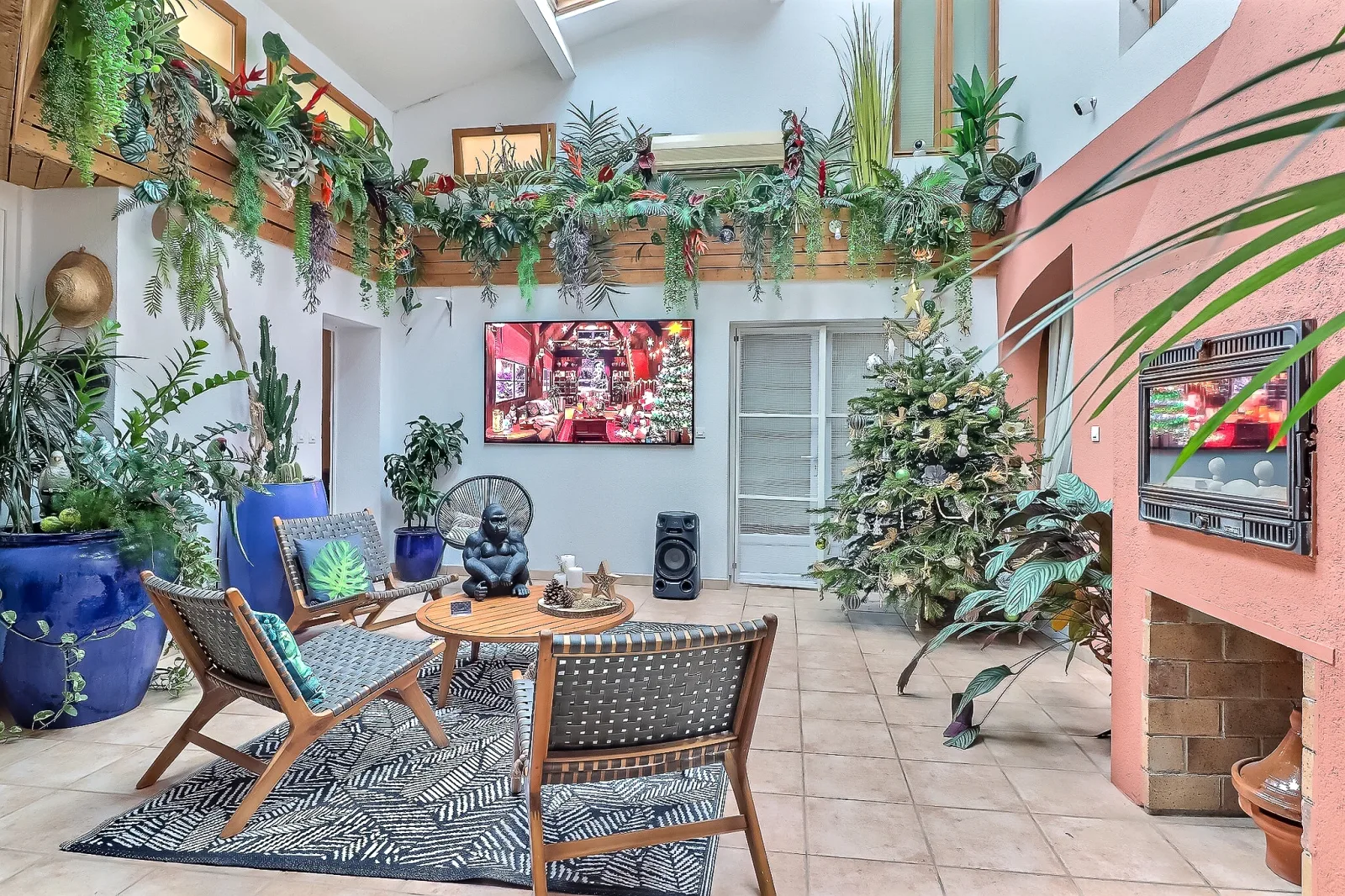 La Vermeillade Suites & SPAs - Massage Congénies - La Vermeillade Suites & SPAs - Photo Galerie - OneBooking