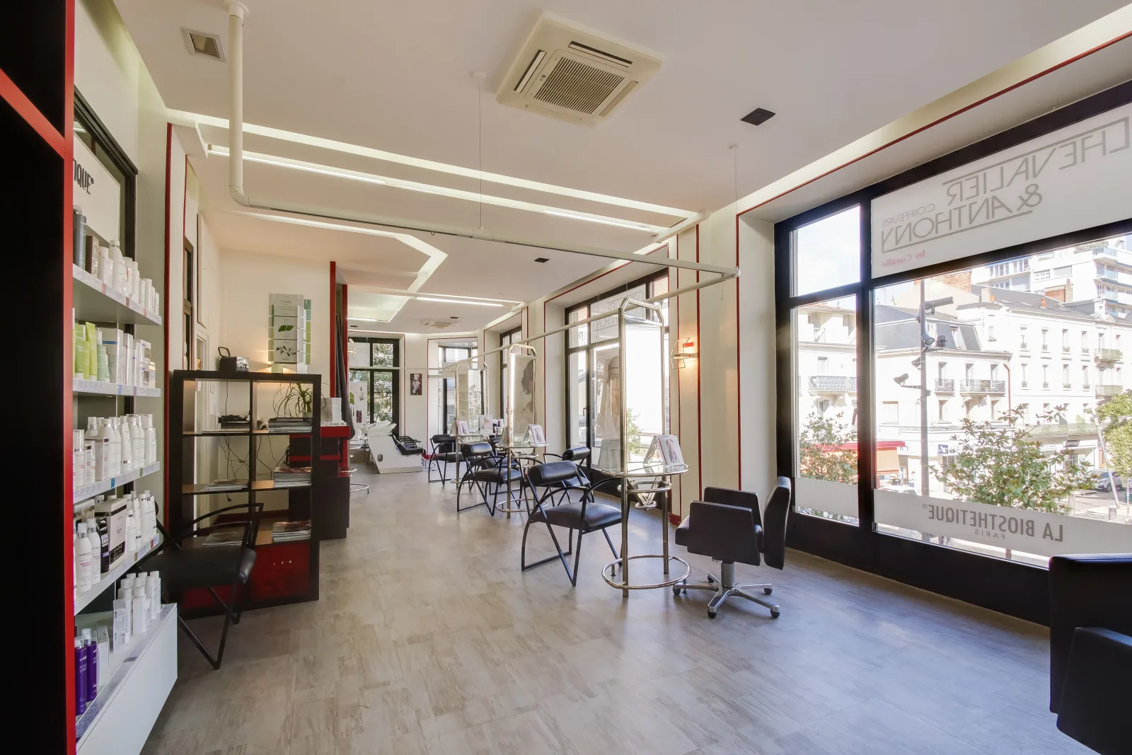 Anthony Bouillot by Coralie - Coiffure Vichy - Anthony Bouillot by Coralie - Photo Galerie - OneBooking
