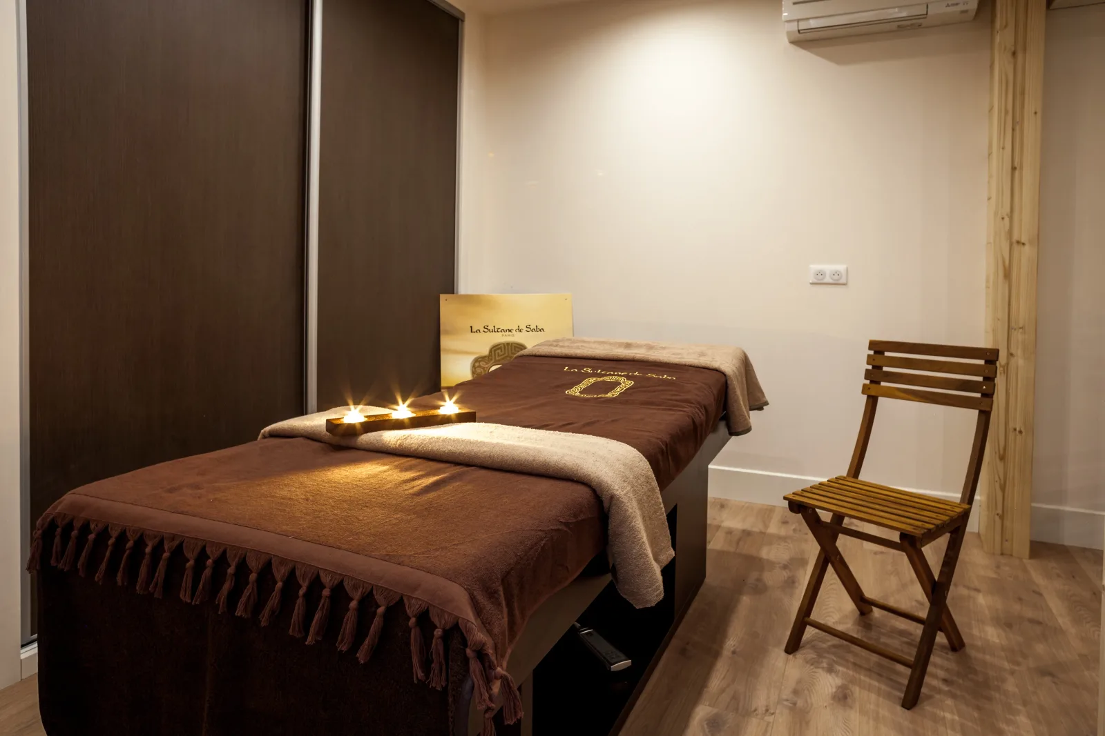 Uhaina Spa et Institut de Beauté - Onglerie Urrugne - Uhaina Spa et Institut de Beauté - Photo Galerie - OneBooking