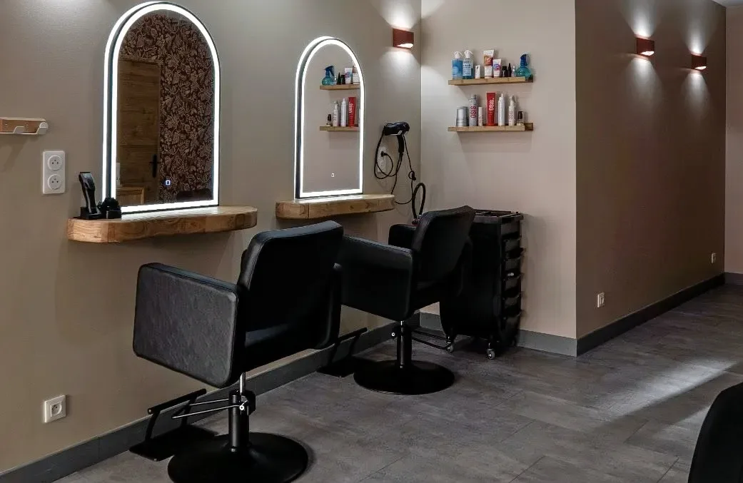 Salon Lemaitre - Coiffure Gravelines - Salon Lemaitre - Photo Galerie - OneBooking