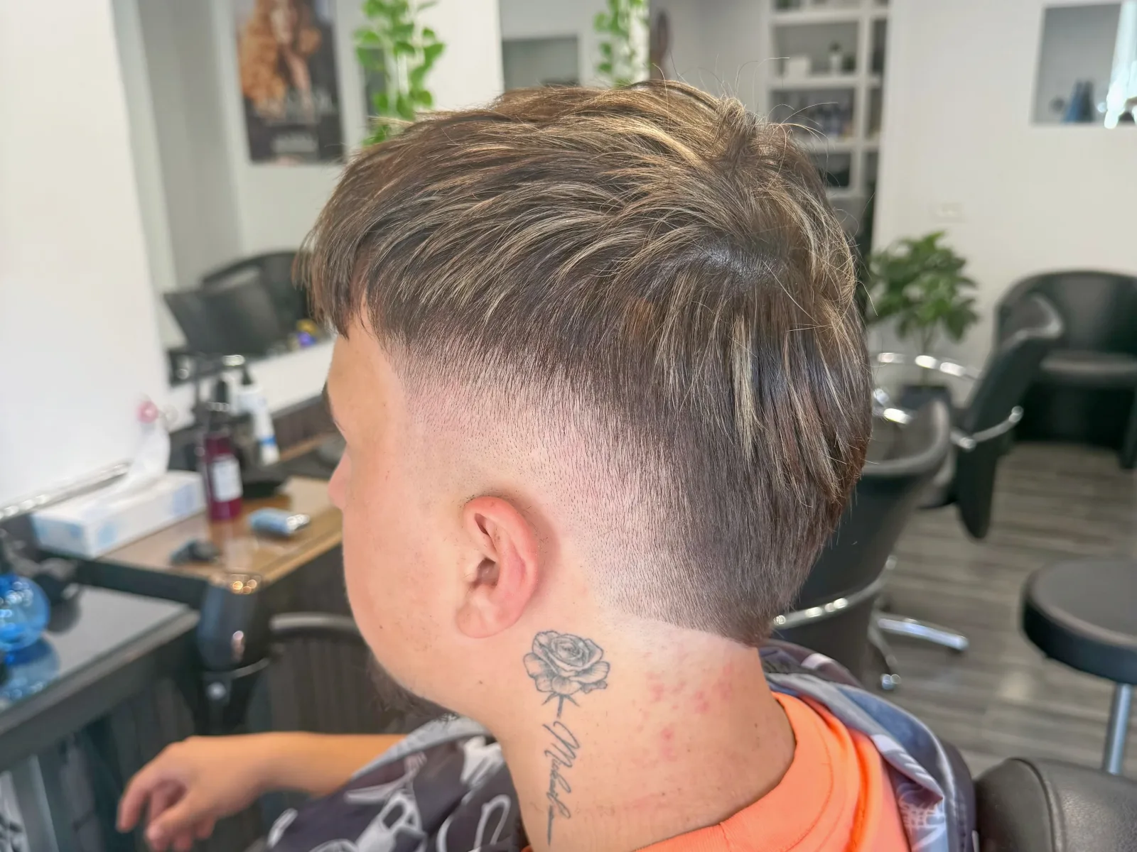 Néo Coiffure - Coiffure Paulhan - Néo Coiffure - Photo Galerie - OneBooking