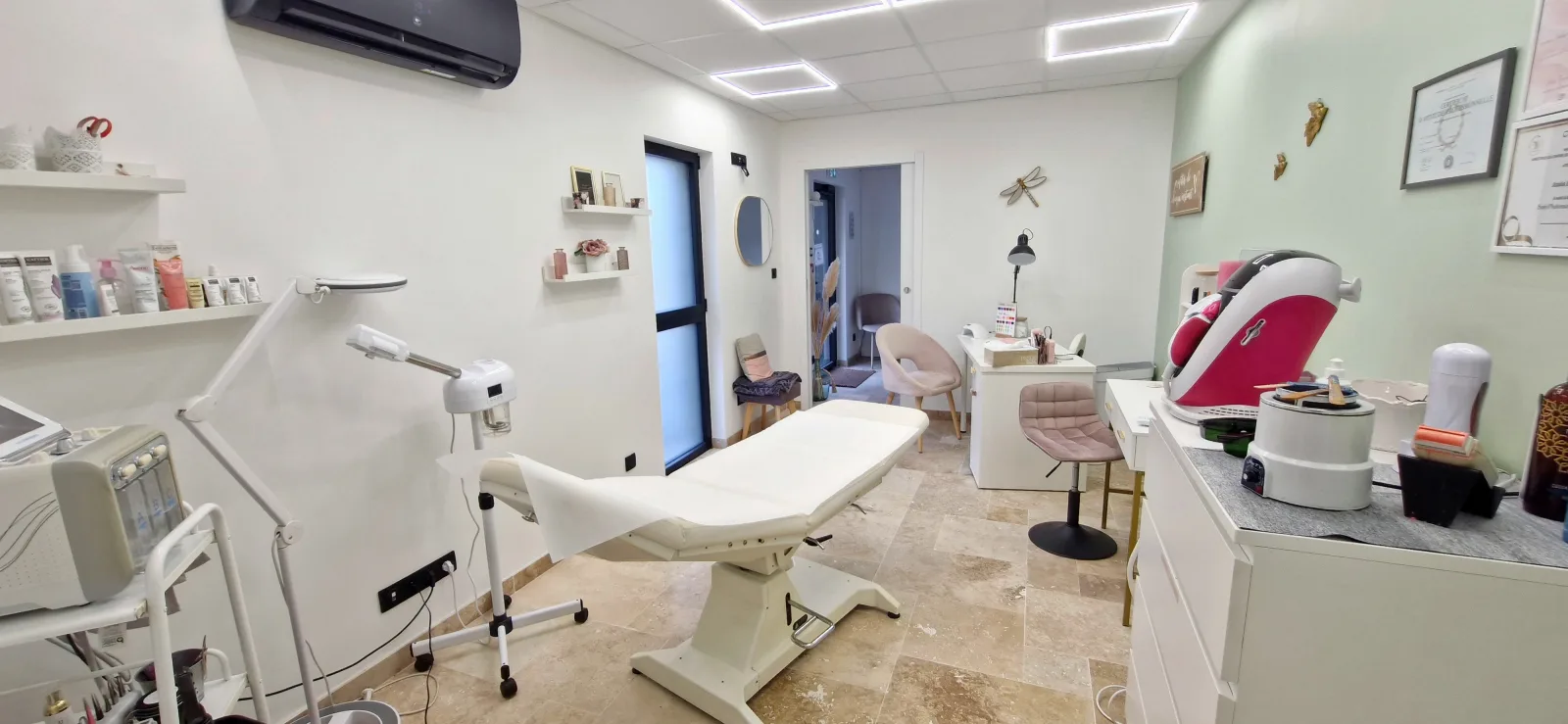 Les ateliers beaute - Coiffure Thiers - Les ateliers beaute - Photo Galerie - OneBooking